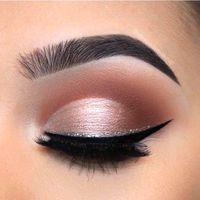 light-pink-eyeshadow_chelseasmakeup-copy